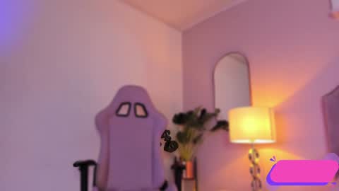 Snapshot of innana_babe chatting on 20, 12, 2024 Innana online show from 20, 12, 2024