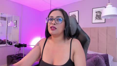 Snapshot of inndrahot chatting on 29, 1, 2025 Indra online show from 29, 1, 2025