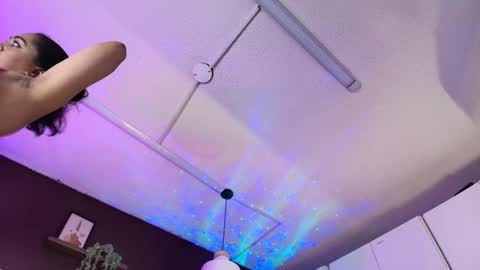 Snapshot of inndrahot chatting on 24, 10, 2025 Indra online show from 24, 10, 2025