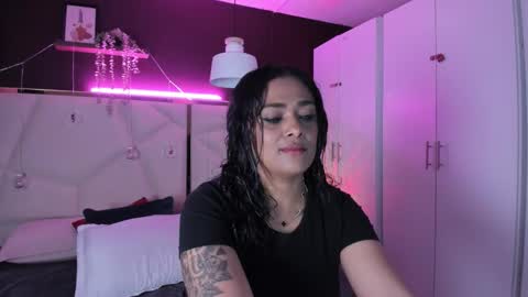 Snapshot of inndrahot chatting on 16, 12, 2025 Indra online show from 16, 12, 2025