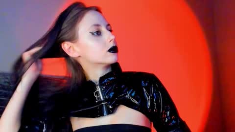 Snapshot of inner_light___ chatting on 6, 2, 2026 Venera online show from 6, 2, 2026