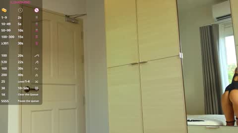 Mila Reef online show from 4, 2, 2026