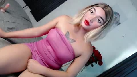 Snapshot of innocentcock69_britney chatting on 22, 3, 2026 Britney online show from 22, 3, 2026