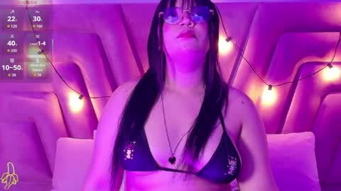 innocenthazel online show from 2, 5, 2026