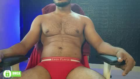 Snapshot of insanestud_miles chatting on 27, 5, 2026 Miles online show from 27, 5, 2026