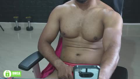 Snapshot of insanestud_miles chatting on 3, 6, 2026 Miles online show from 3, 6, 2026