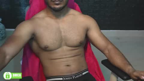 Snapshot of insanestud_miles chatting on 1, 7, 2026 Miles online show from 1, 7, 2026