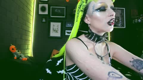 Snapshot of insania_999 chatting on 4, 12, 2024 SANIA online show from 4, 12, 2024