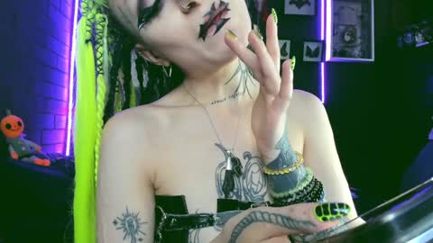 Snapshot of insania_999 chatting on 5, 12, 2024 SANIA online show from 5, 12, 2024