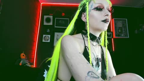 Snapshot of insania_999 chatting on 14, 1, 2025 SANIA online show from 14, 1, 2025