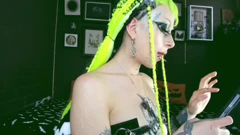 Snapshot of insania_999 chatting on 17, 1, 2025 SANIA online show from 17, 1, 2025