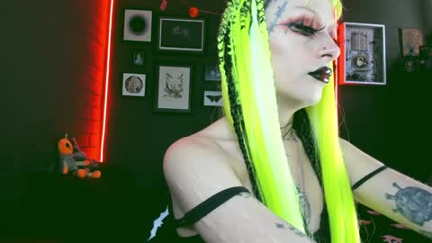 Snapshot of insania_999 chatting on 21, 1, 2025 SANIA online show from 21, 1, 2025