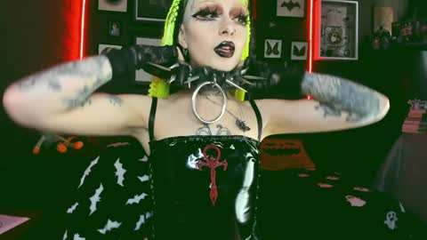 Snapshot of insania_999 chatting on 28, 1, 2025 SANIA online show from 28, 1, 2025