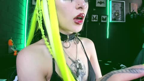 Snapshot of insania_999 chatting on 31, 1, 2025 SANIA online show from 31, 1, 2025