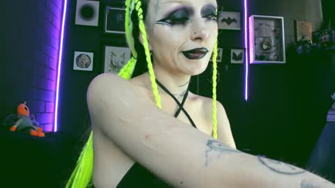 Snapshot of insania_999 chatting on 6, 2, 2025 SANIA online show from 6, 2, 2025