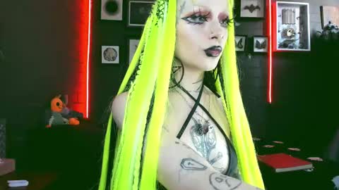 Snapshot of insania_999 chatting on 18, 2, 2025 SANIA online show from 18, 2, 2025