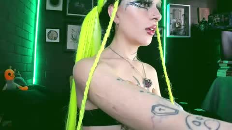 Snapshot of insania_999 chatting on 21, 2, 2025 SANIA online show from 21, 2, 2025