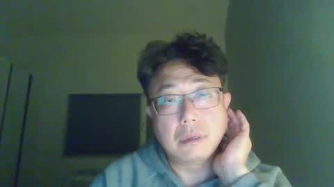 insuclee197641 online show from 4, 11, 2025