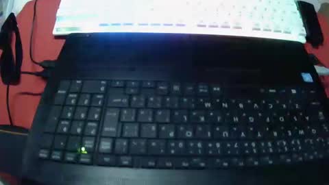 Snapshot of insulting_whoreifica chatting on 23, 12, 2024 MAXINE online show from 23, 12, 2024