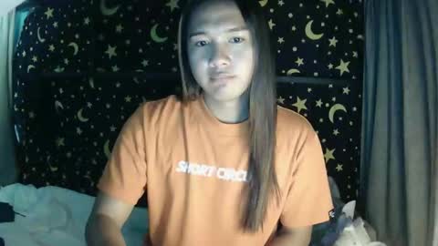 Snapshot of insulting_whoreifica chatting on 31, 12, 2024 MAXINE online show from 31, 12, 2024