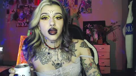 Insunnity666 online show from 13, 1, 2025