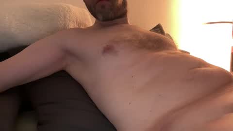 Snapshot of interestedhun chatting on 2, 2, 2025 InterestedHun online show from 2, 2, 2025