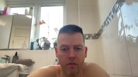 Snapshot of interestedhun chatting on 12, 4, 2026 InterestedHun online show from 12, 4, 2026