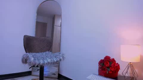 Pantyhose Queen online show from 23, 7, 2026