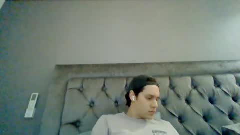 WillyTripleXxx online show from 22, 6, 2026