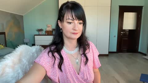 iracherrynow online show from 5, 4, 2026
