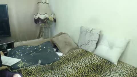 Snapshot of irenalegs chatting on 8, 12, 2024 irenalegs online show from 8, 12, 2024