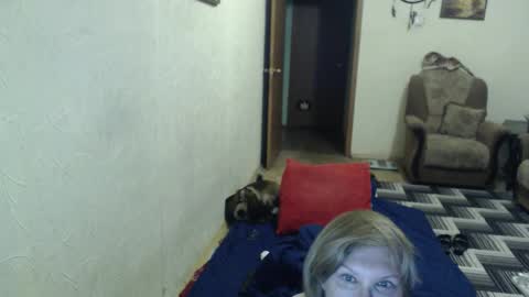 Snapshot of irenalegs chatting on 22, 12, 2025 irenalegs online show from 22, 12, 2025