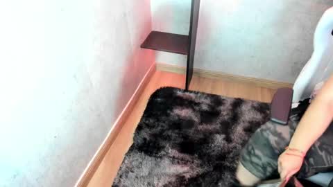 iriisfeitan online show from 8, 10, 2025