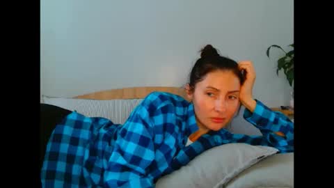 irina online show from 7, 4, 2026