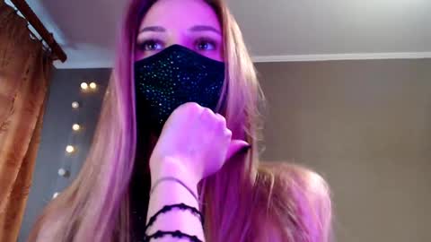 Lily online show from 6, 5, 2026