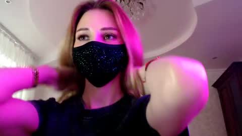 Lily online show from 23, 6, 2026