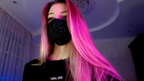 Lily online show from 4, 7, 2026