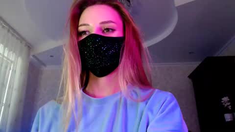 Lily online show from 8, 7, 2026