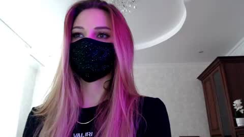 Lily online show from 9, 7, 2026