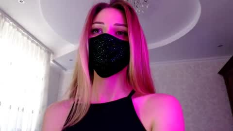 Lily online show from 15, 7, 2026