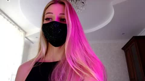 Lily online show from 6, 8, 2026