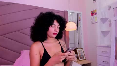Snapshot of iris_licht chatting on 4, 7, 2026 Iris Licht online show from 4, 7, 2026