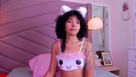 Snapshot of iris_licht chatting on 16, 7, 2026 Iris Licht online show from 16, 7, 2026