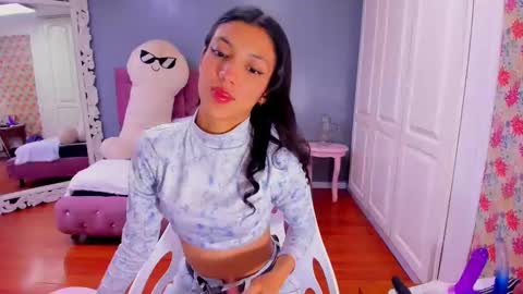 Snapshot of iris_stone_ chatting on 15, 1, 2025 Iris online show from 15, 1, 2025