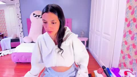 Snapshot of iris_stone_ chatting on 17, 1, 2025 Iris online show from 17, 1, 2025