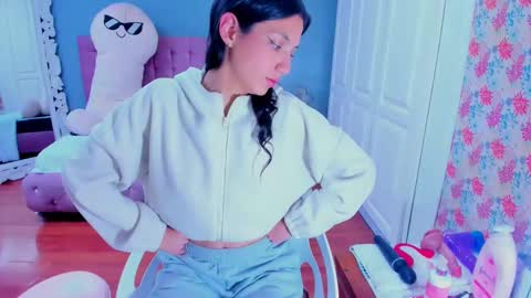 Snapshot of iris_stone_ chatting on 17, 1, 2025 Iris online show from 17, 1, 2025