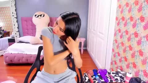 Snapshot of iris_stone_ chatting on 4, 3, 2025 Iris online show from 4, 3, 2025