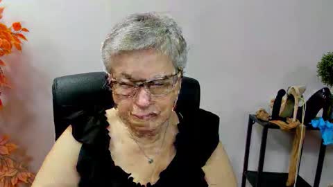 I R I S online show from 9, 10, 2025