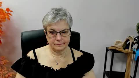 I R I S online show from 10, 10, 2025