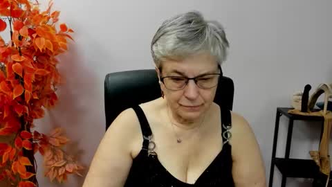 I R I S online show from 16, 10, 2025
